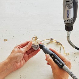 Aditamento de Eje Flexible DREMEL9